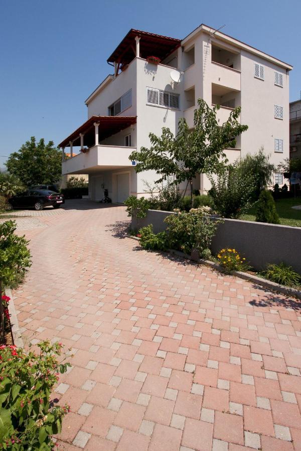 Luxury Apartments Elizabeth Podstrana Esterno foto