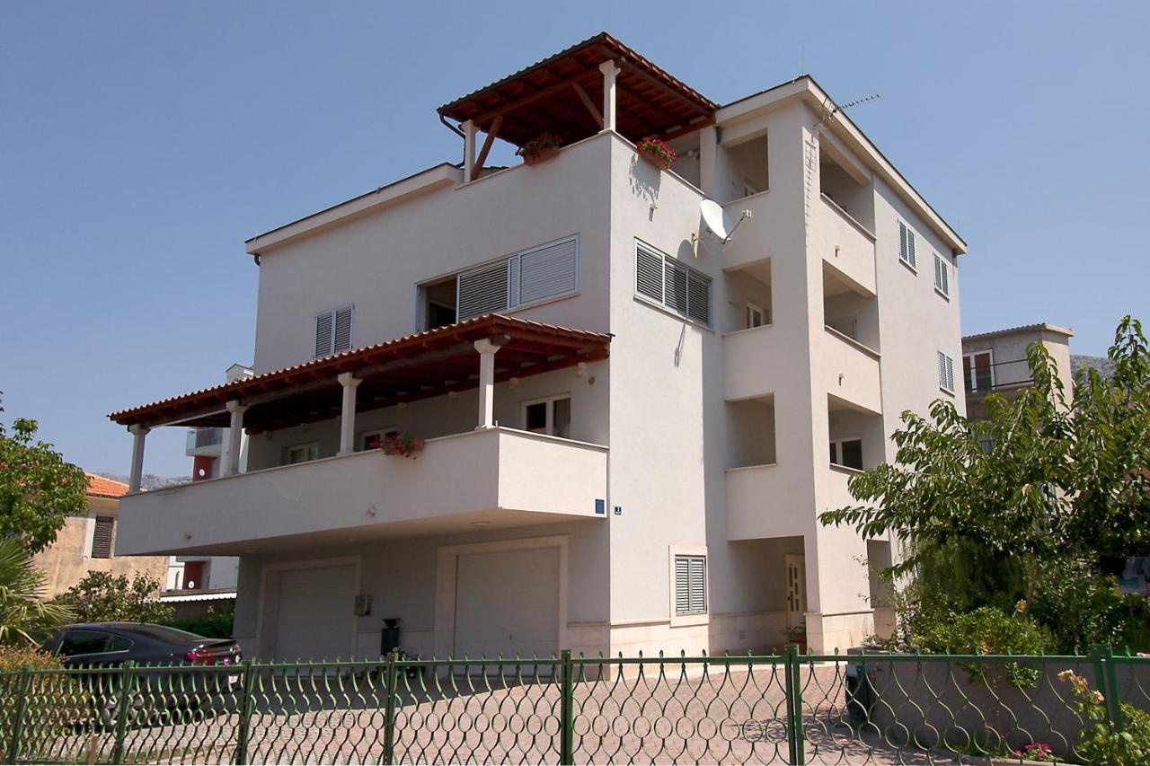 Luxury Apartments Elizabeth Podstrana Esterno foto