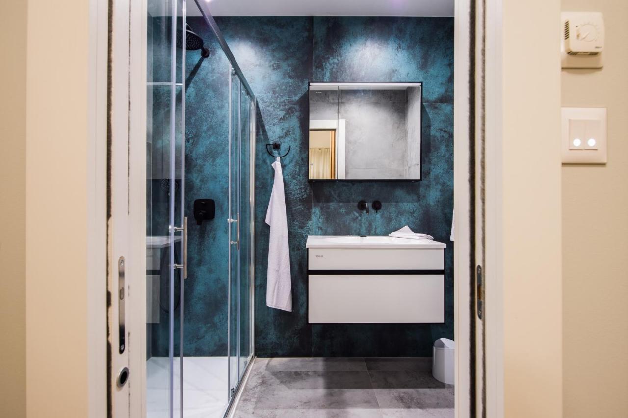 Luxury Apartments Elizabeth Podstrana Esterno foto