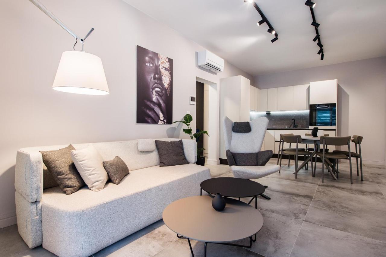 Luxury Apartments Elizabeth Podstrana Esterno foto