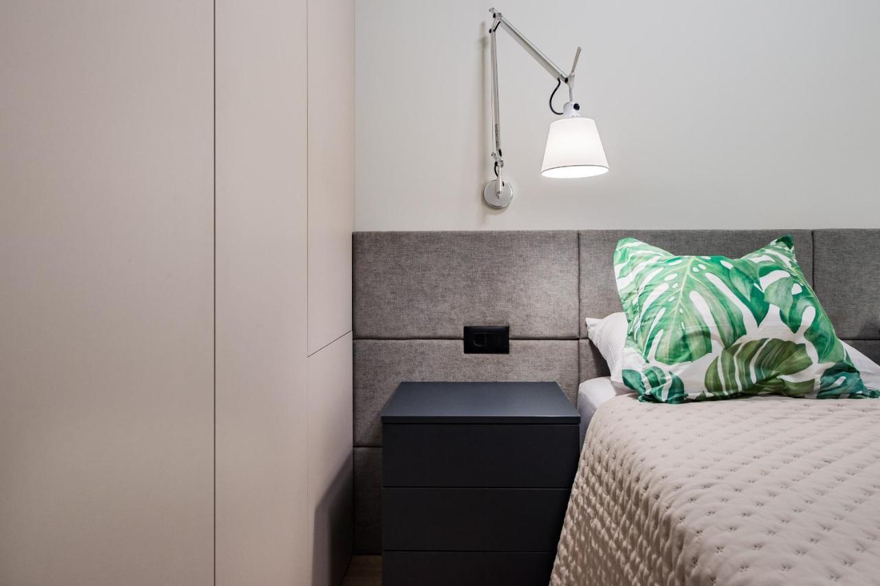 Luxury Apartments Elizabeth Podstrana Esterno foto