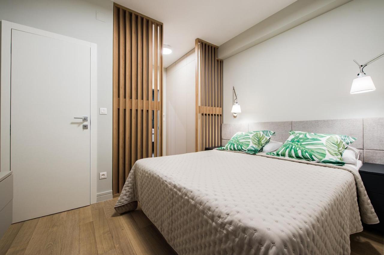 Luxury Apartments Elizabeth Podstrana Esterno foto