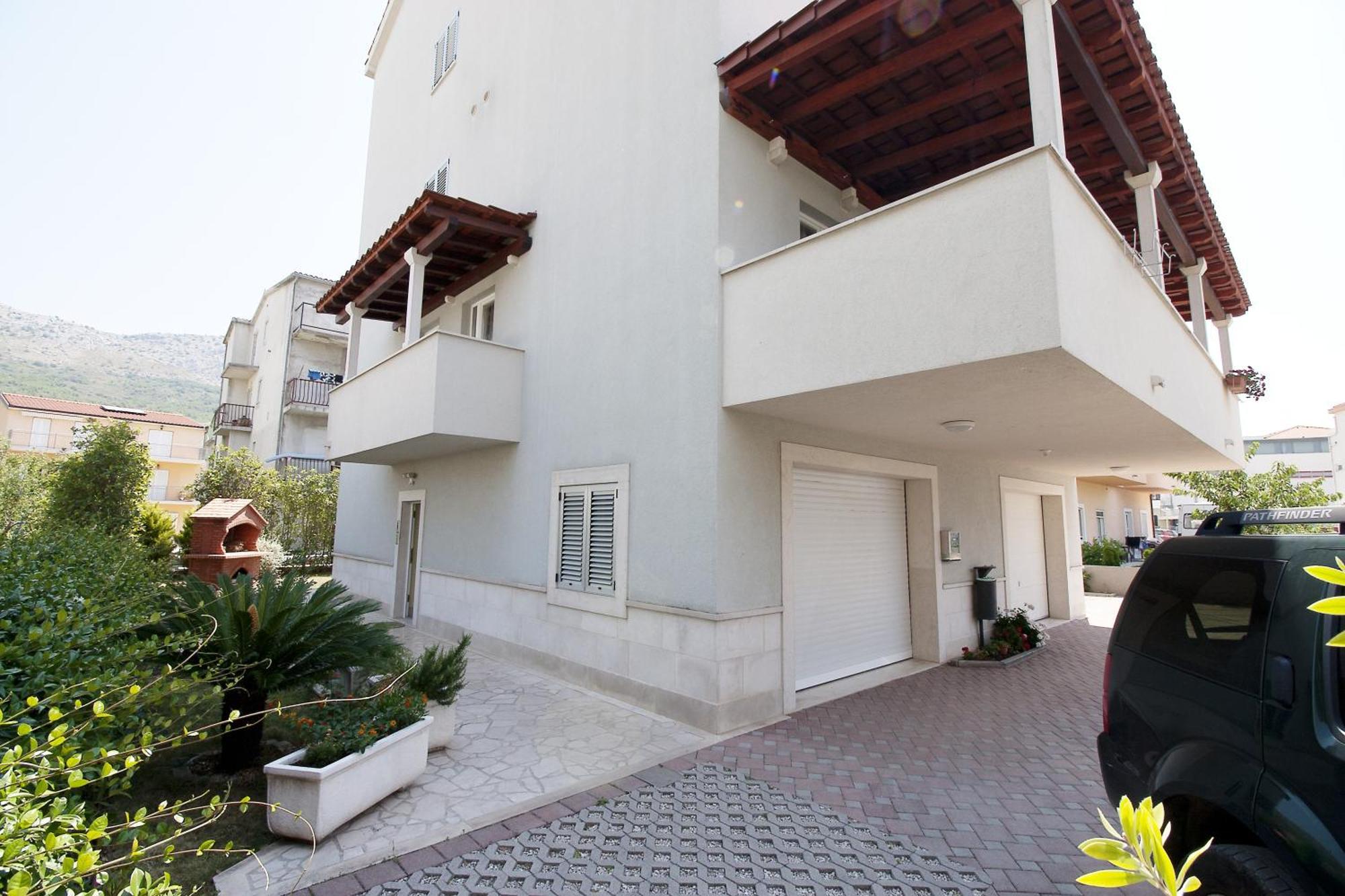 Luxury Apartments Elizabeth Podstrana Esterno foto
